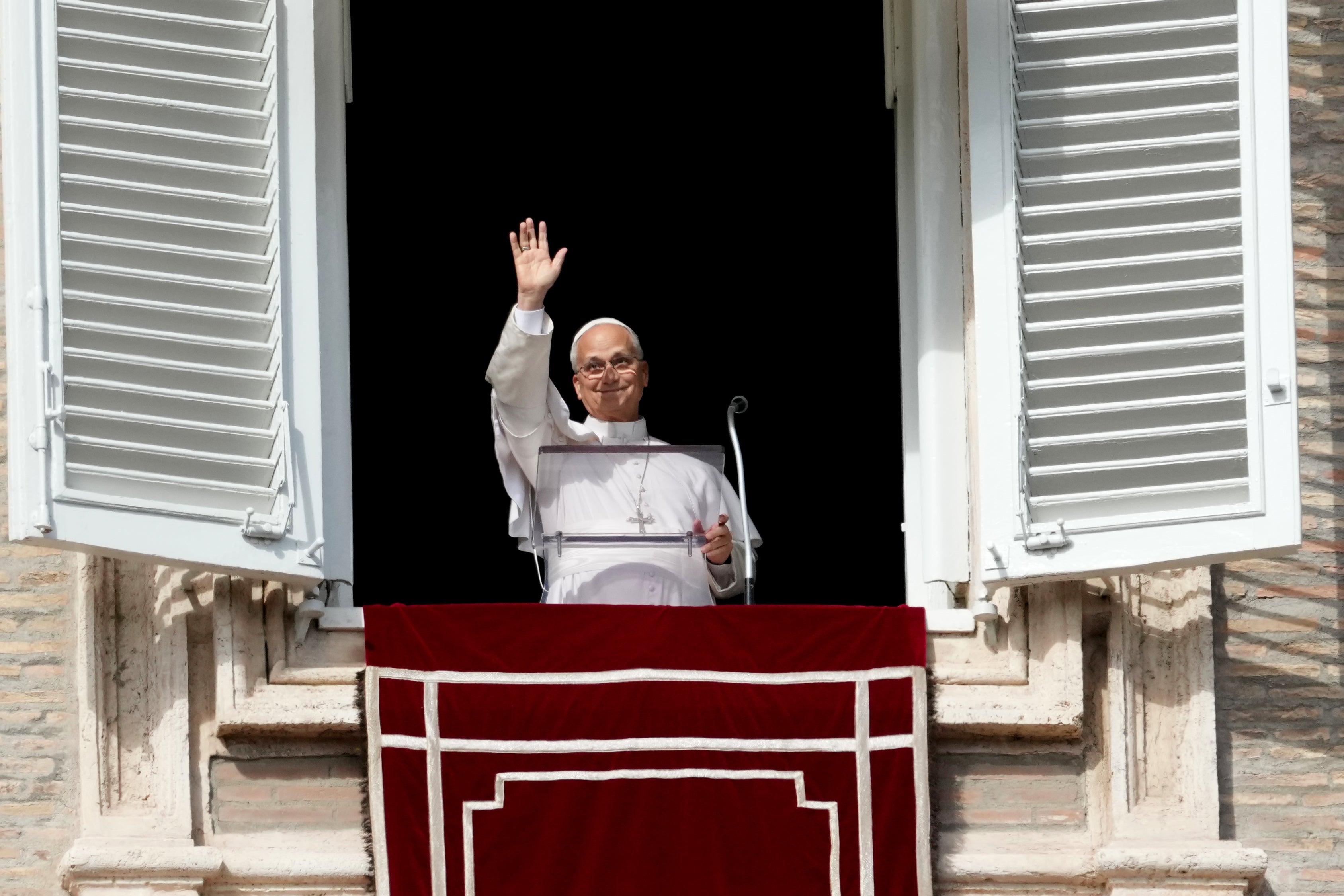 Vaticano confirma viaje del papa León XIV a Latinoamérica tras chequeo poscirugía