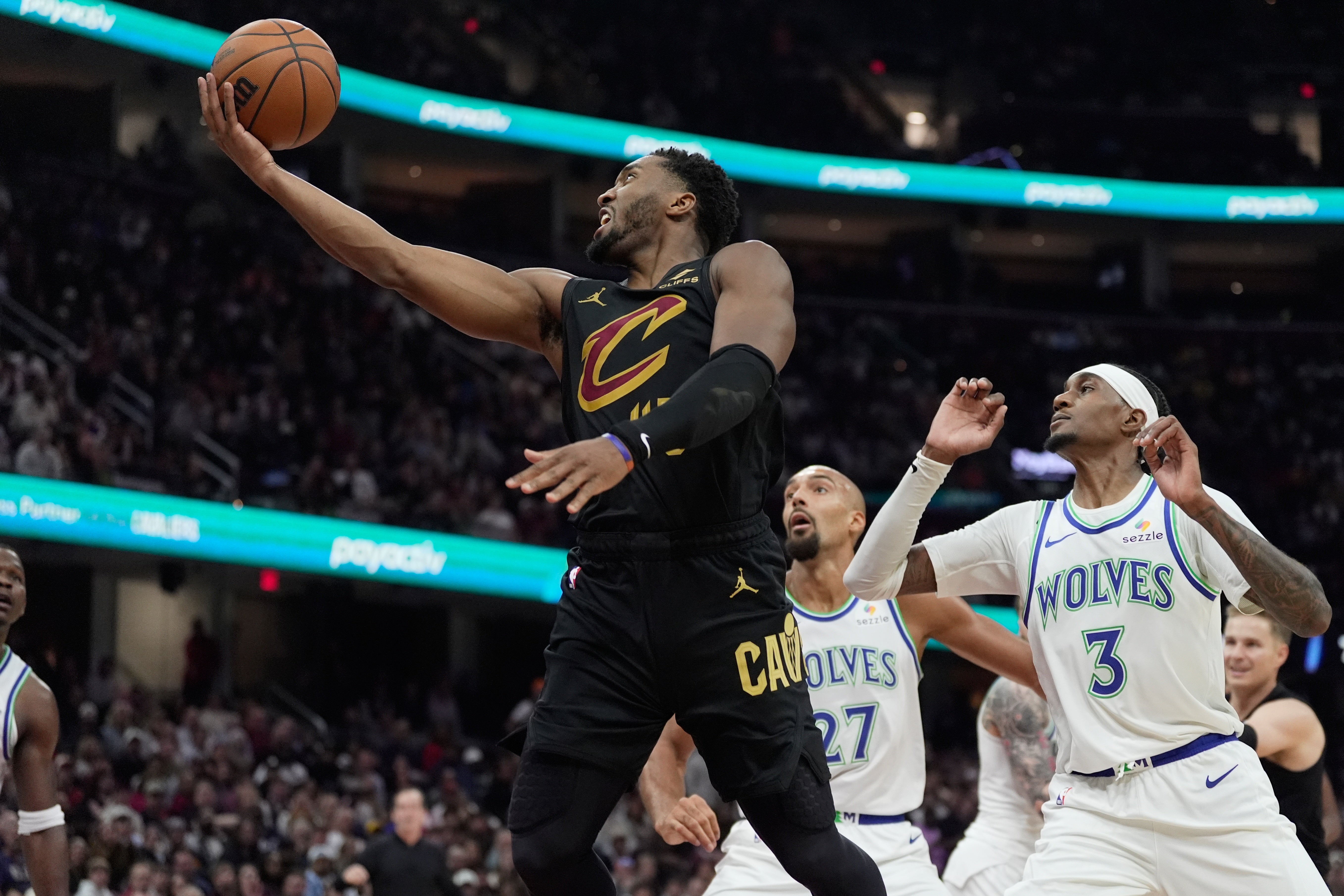 TIMBERWOLVES-CAVALIERS