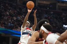 Mobley y Cavaliers remontan para vencer a Wizards por 121-111 en debut de Dybantsa
