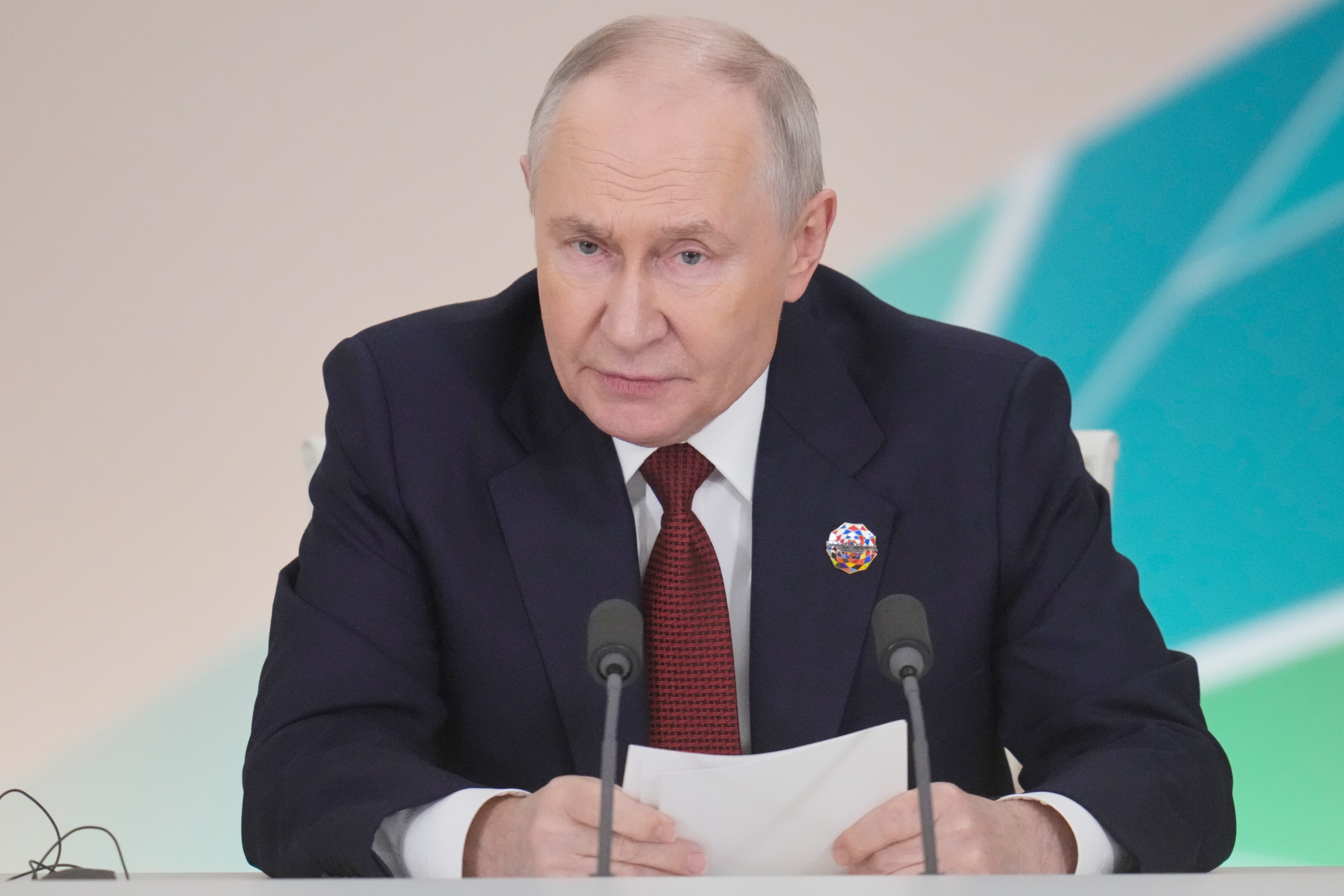 Putin advierte que Rusia está “lista para la guerra” con Europa