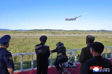 Kim Jong Un pide rápida expansión de drones en Corea del Norte y observa pruebas de armas