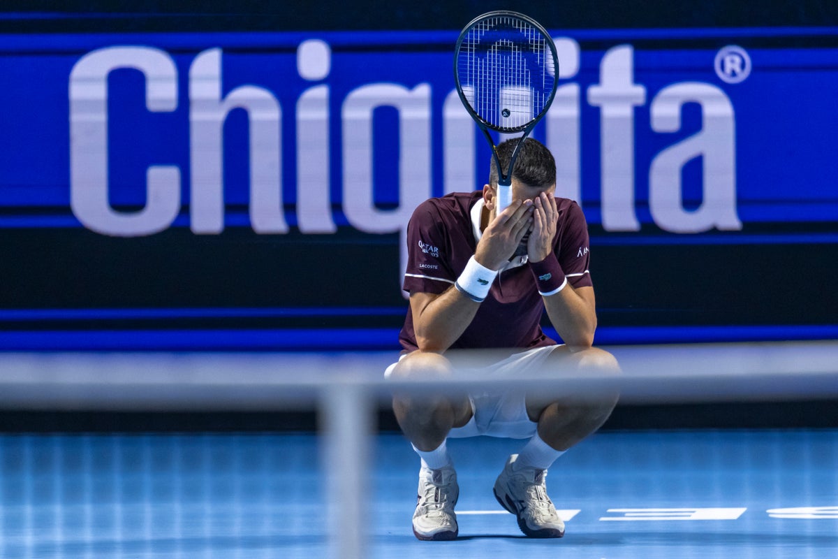 Photo: independentespanol.com Novak Djokovic Suffers Shock Defeat at Swiss Indoors in Basel