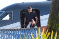 El clan Bolsonaro sigue teniendo peso en Brasil pese a la derrota de Flávio y su huida a EEUU