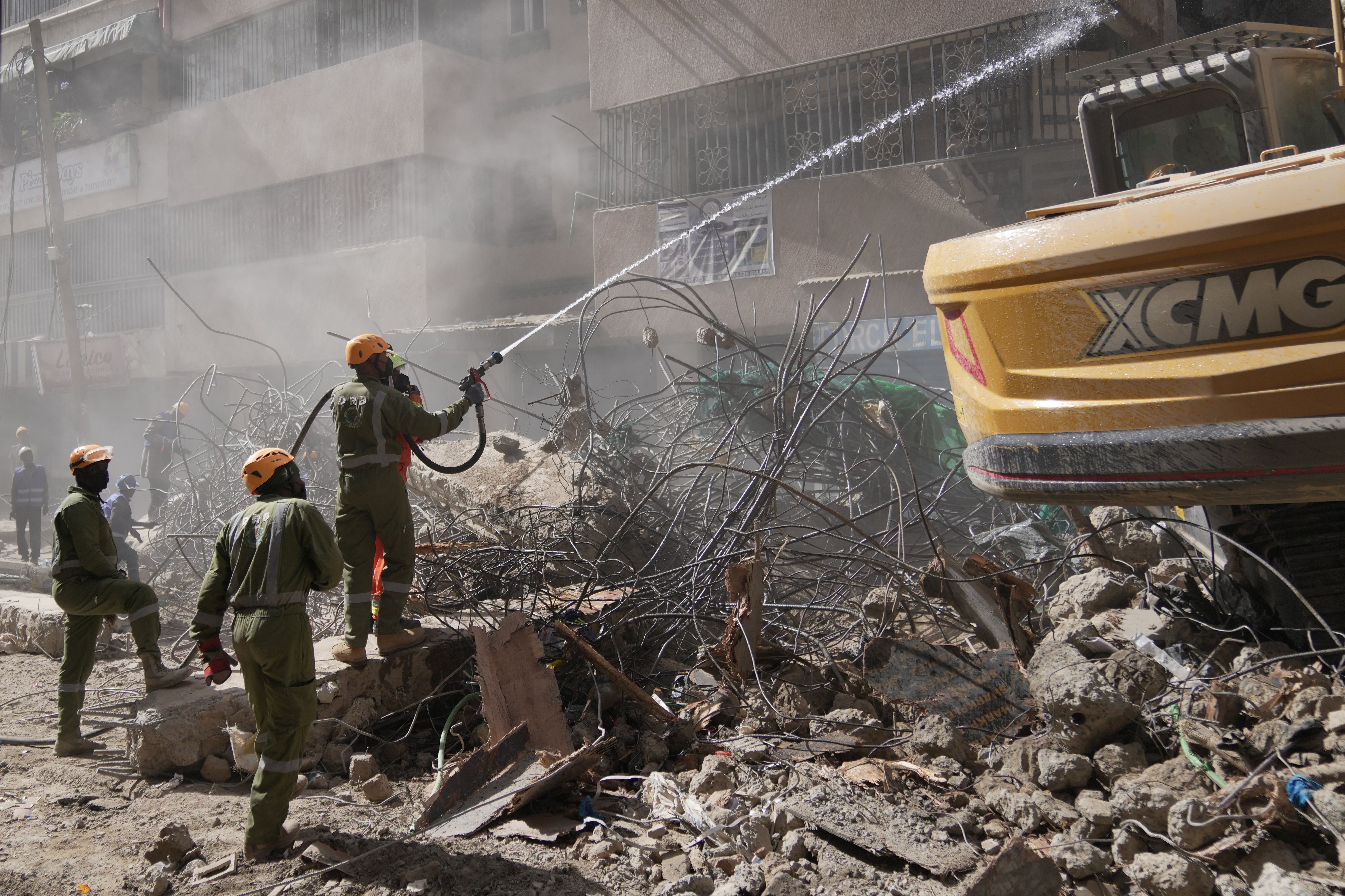 KENIA-EDIFICIO DERRUMBADO