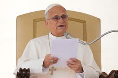 El reto más urgente de la carrera de la IA es un marco ético institucional, afirma el papa