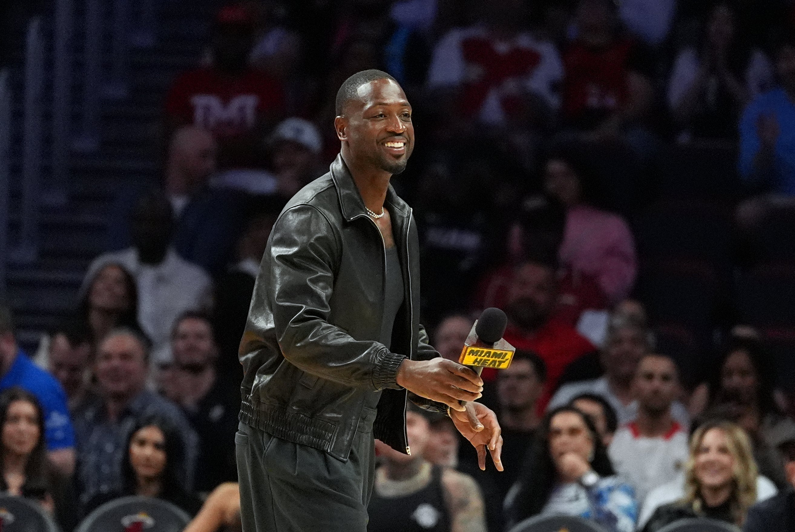 HEAT-WADE ESTATUA