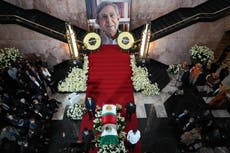 Mexicanos dan el último adiós al político izquierdista Cuauhtémoc Cárdenas