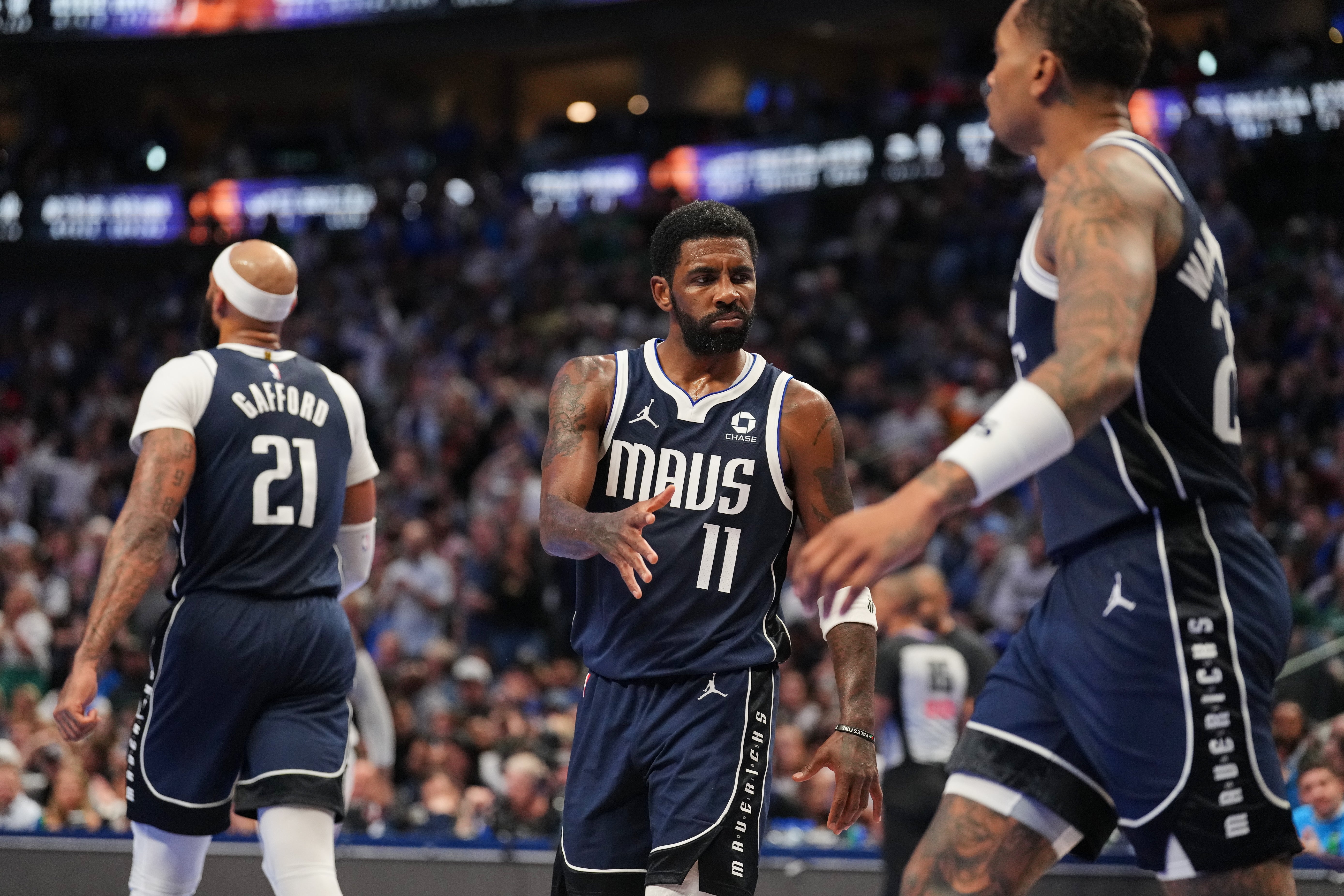 ROCKETS-MAVERICKS