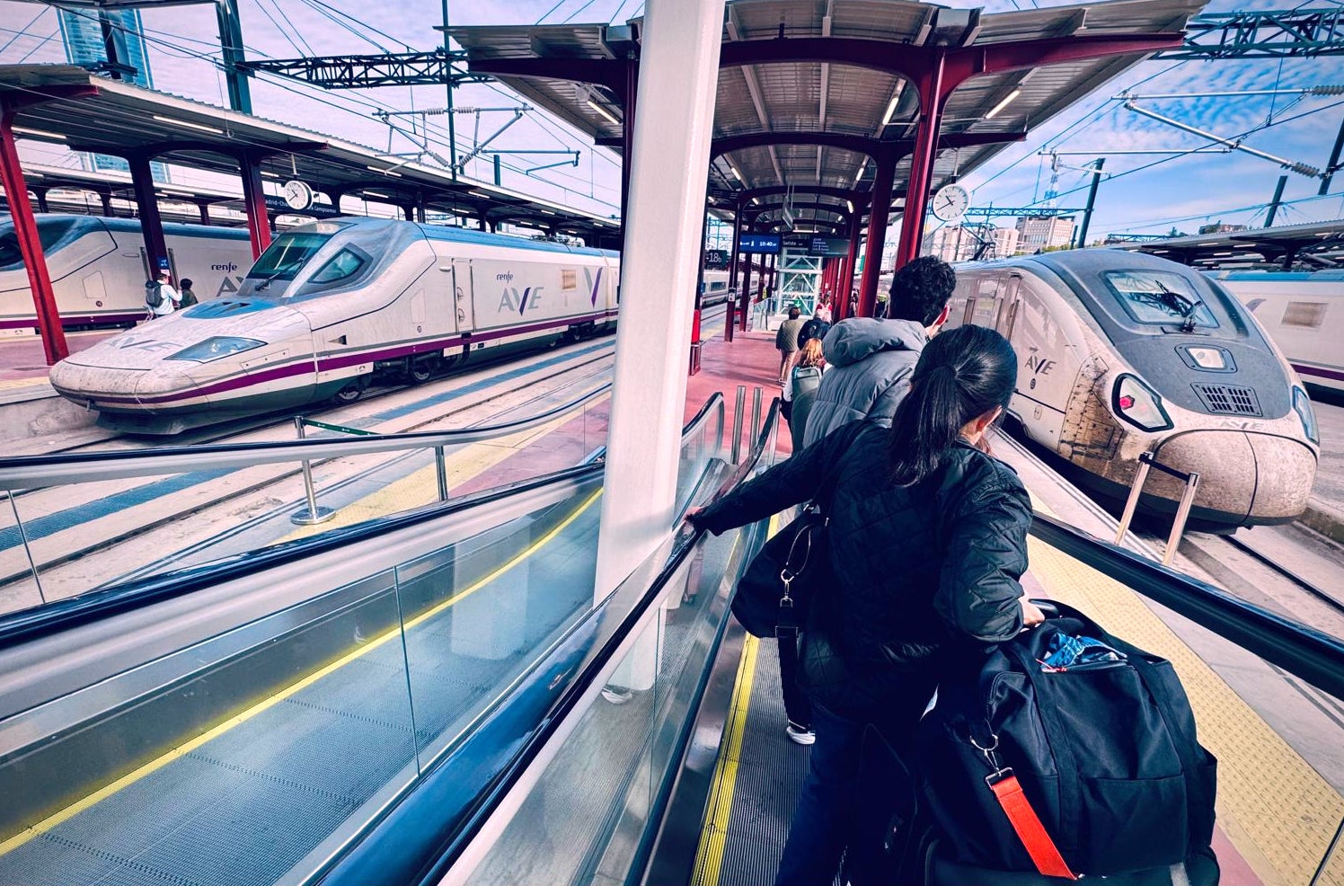 A bordo de un tren de alta velocidad español tras la última catástrofe del servicio