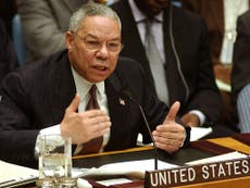Cómo Colin Powell convenció a Joe Biden de respaldar la guerra de Irak