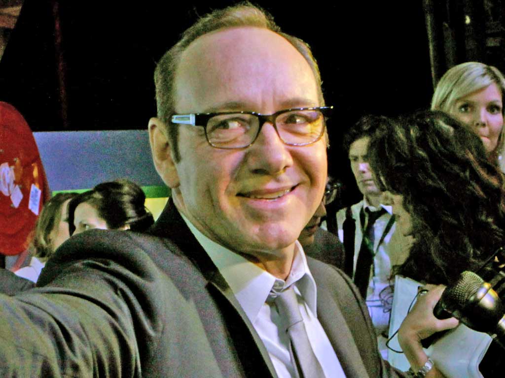 Kevin Spacey pagará $31 millones tras perder demanda por acoso sexual ante productores de ‘House of Cards’