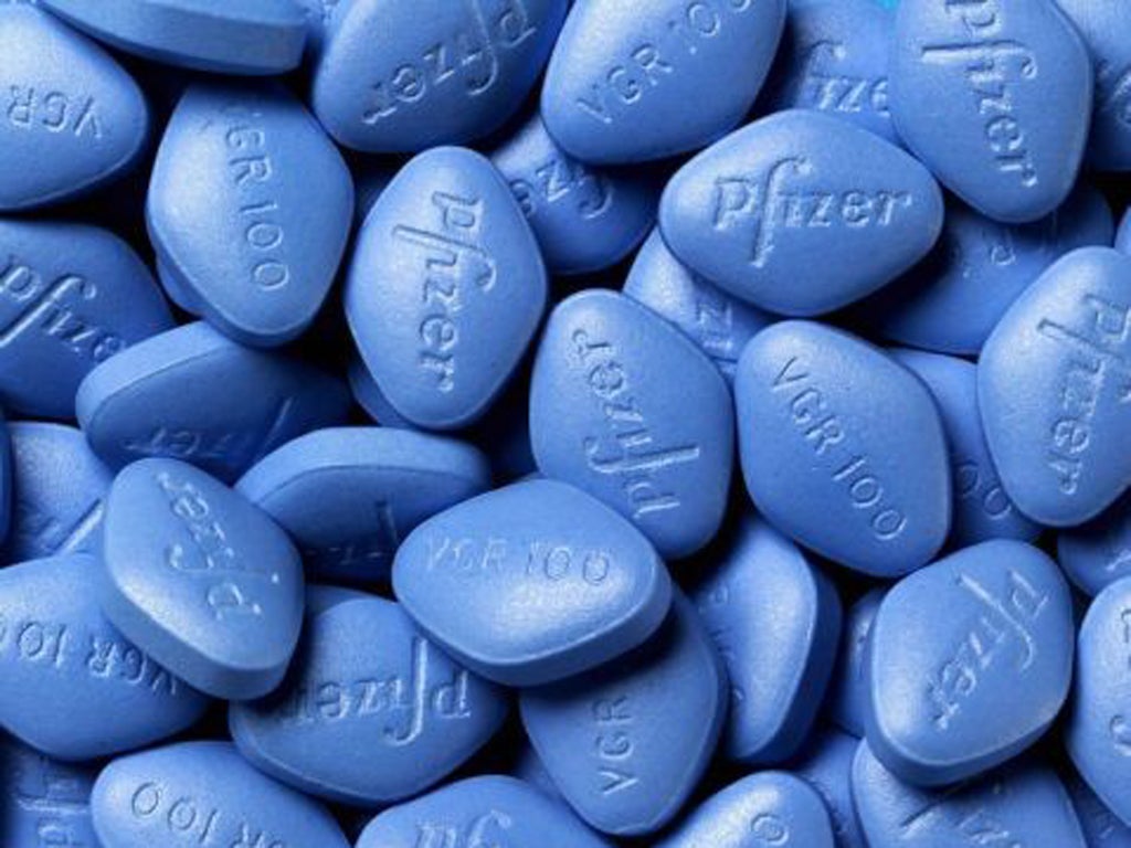 Un grupo de investigadores descubrió que el viagra aumenta el flujo sanguíneo tanto en los vasos cerebrales grandes como en los pequeños