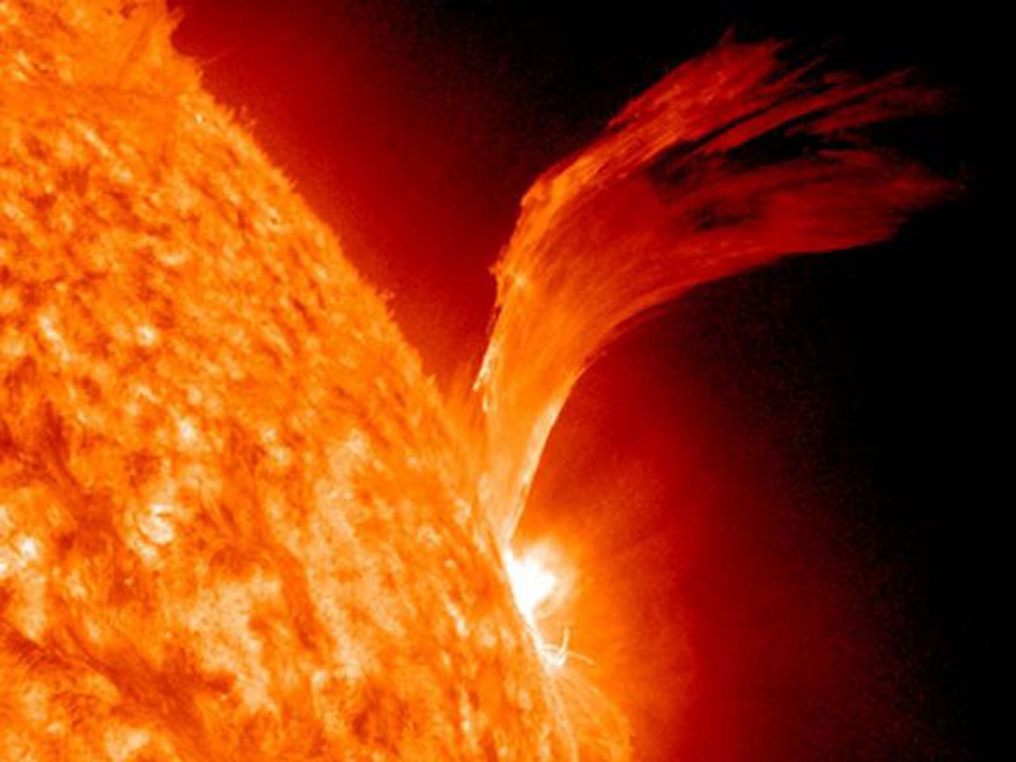 Las erupciones solares tienen la capacidad de crear súper tormentas que provocan apagones eléctricos