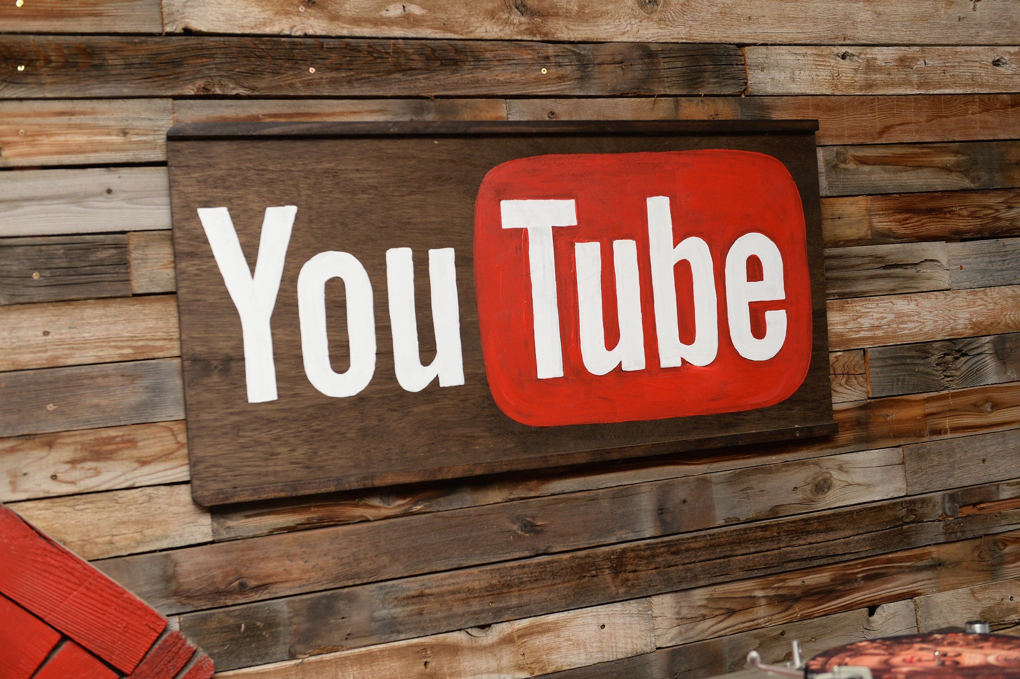 YouTube afirma que solo el 1% de los videos que se ven en Estados Unidos contienen información errónea problemática