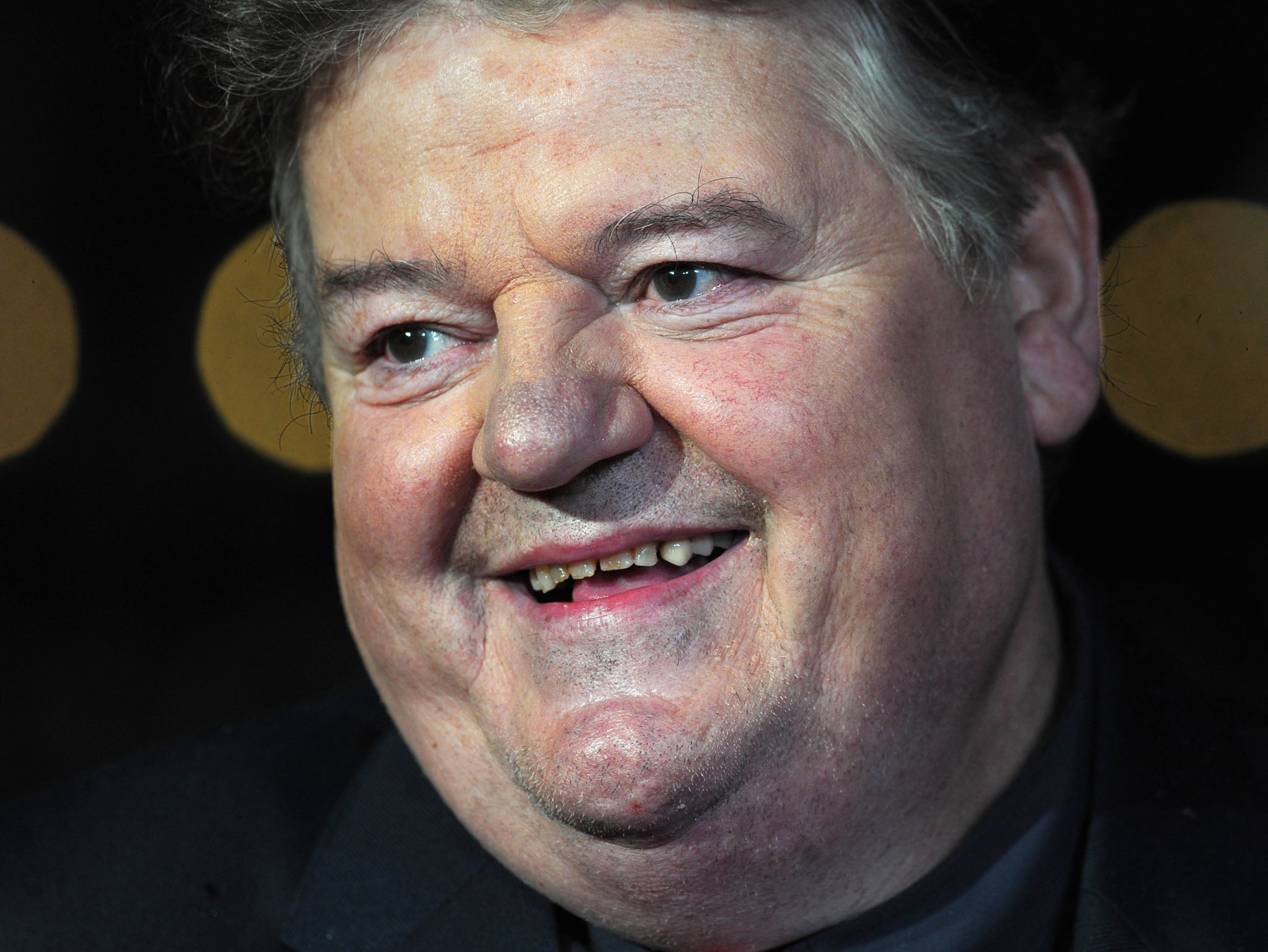 Robbie Coltrane, conocido por sus papeles en Harry Potter y James Bond, muere a los 72 años