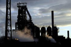 Miedo al caos navideño por disparo en el precio de energía y posibles cierres de fábricas en Reino Unido