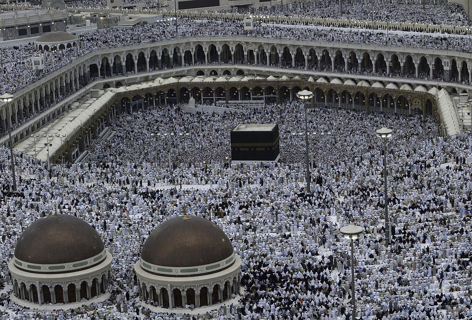 Se estima que 2.411 personas fueron sofocadas o aplastadas hasta la muerte en La Meca, en 2015