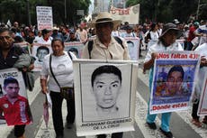 Caso Ayotzinapa: México ordena arrestar a federales y militares involucrados en la desaparición de normalistas