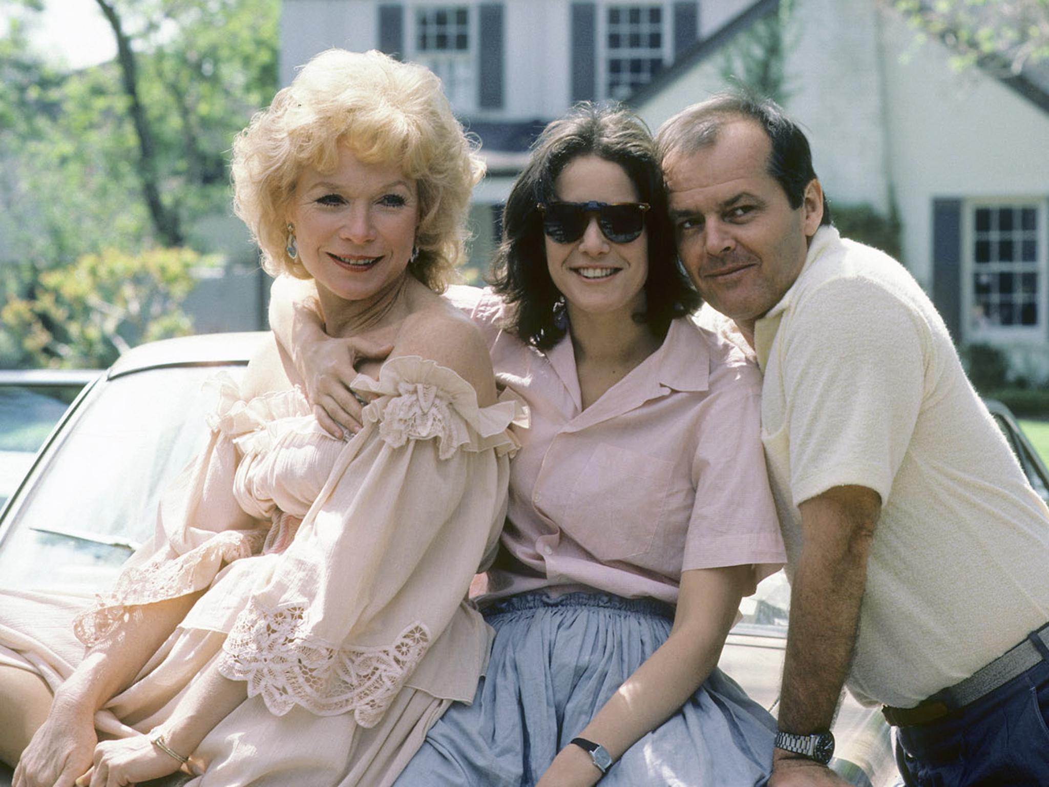 De izq. a dcha.: Shirley MacLaine, Debra Winger y Jack Nicholson protagonizan ‘Terms of Endearment’