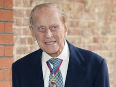 Familia real es “afortunada” de haber tenido al príncipe Felipe durante casi un siglo, dice el príncipe Carlos