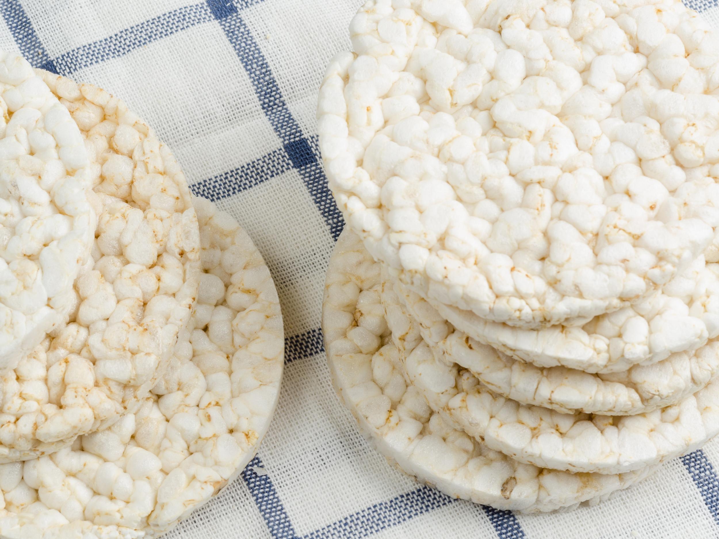 Mark*, de 23 años, solo ha comido galletas de arroz con mantequilla la mayor parte de su vida