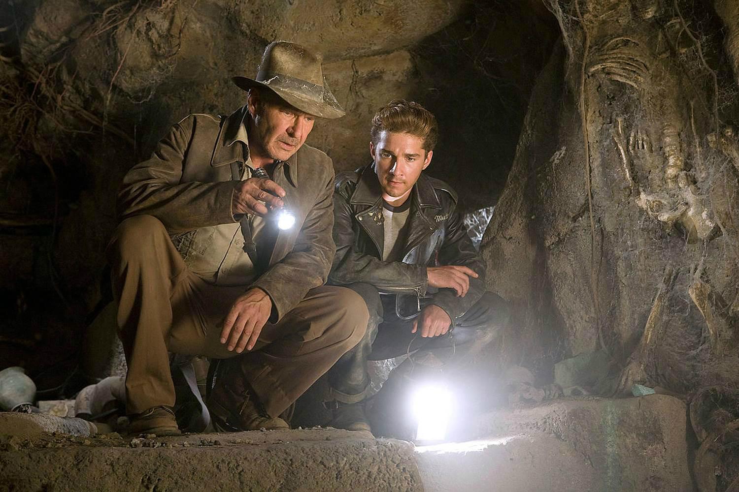 Harrison Ford y LaBeouf en Indiana Jones y el reino de la calavera de cristal