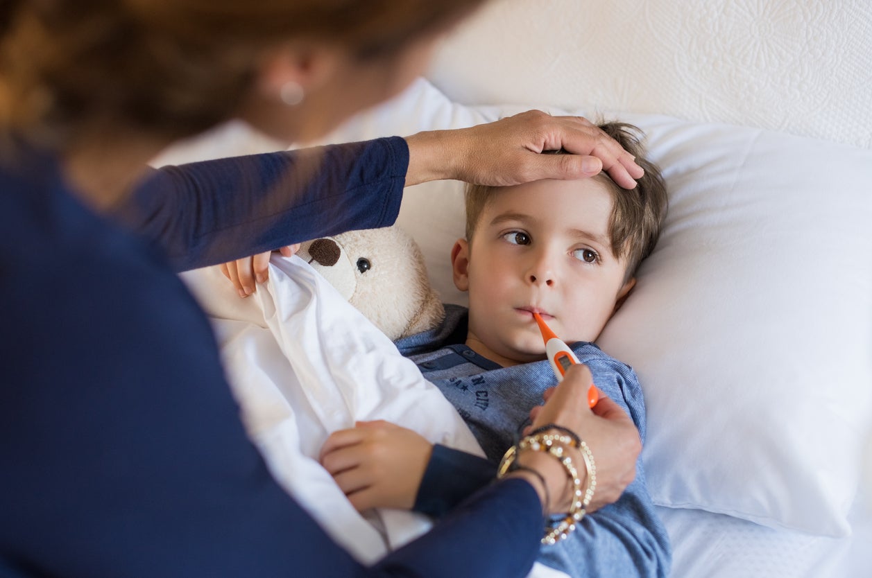 Muchos padres utilizan sus días de vacaciones para cuidar a sus hijos cuando se enferman
