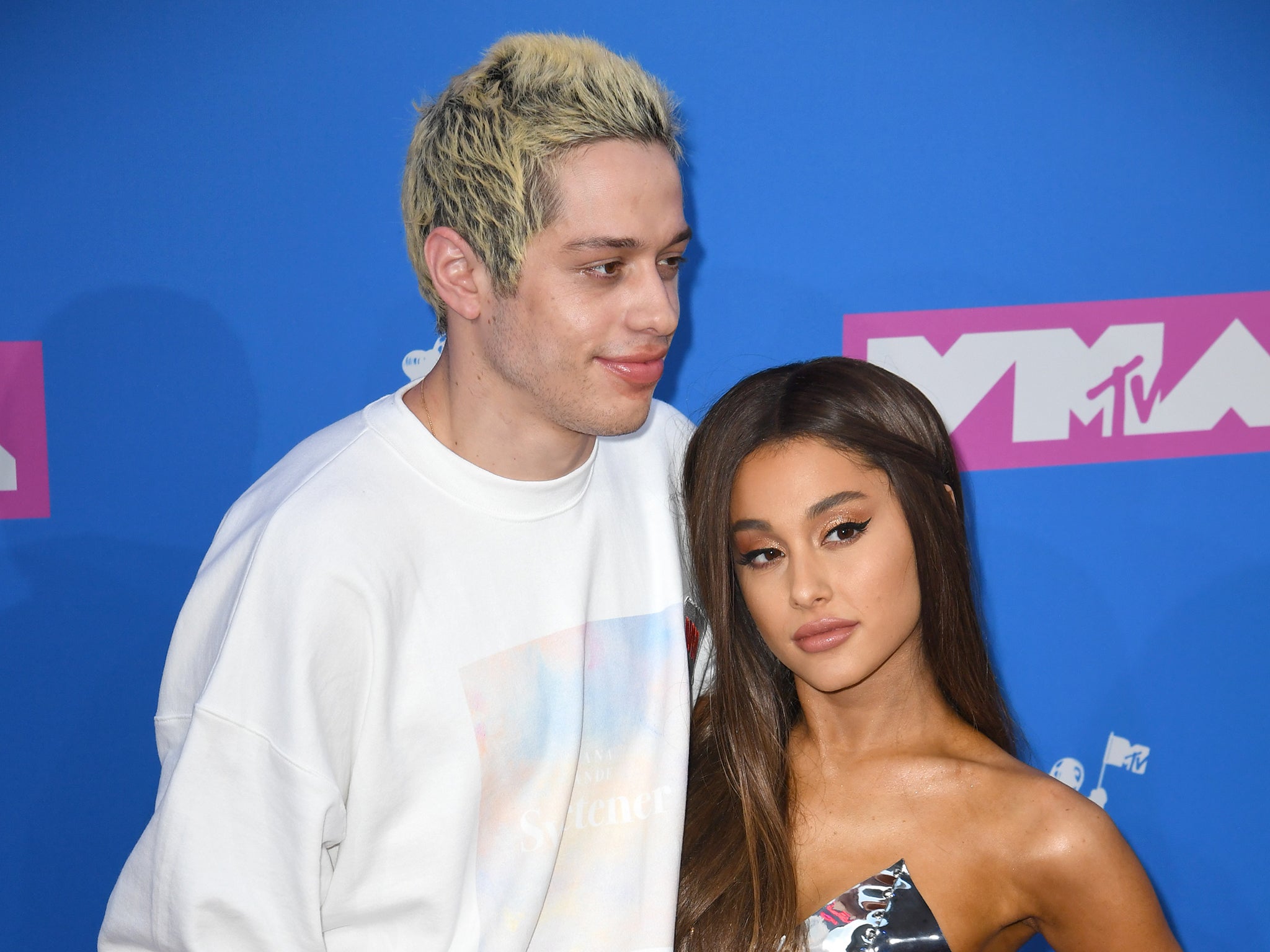 Grande estuvo comprometida con Pete Davidson