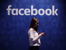 Facebook pide a empleados evitar usar ropa con la marca de la empresa