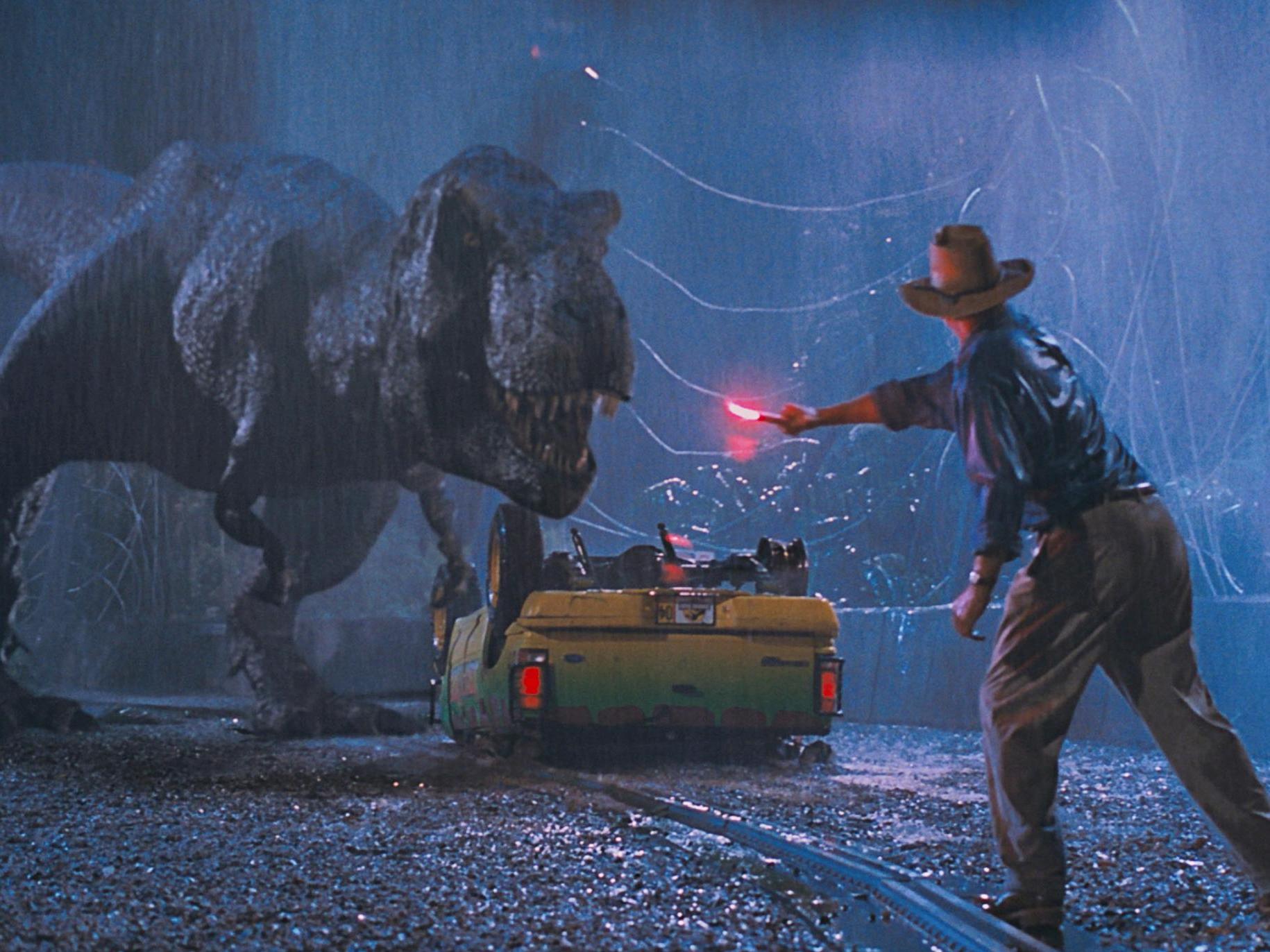 La versión de Steven Spielberg de ‘Jurassic Park’ es menos oscura que la novela original