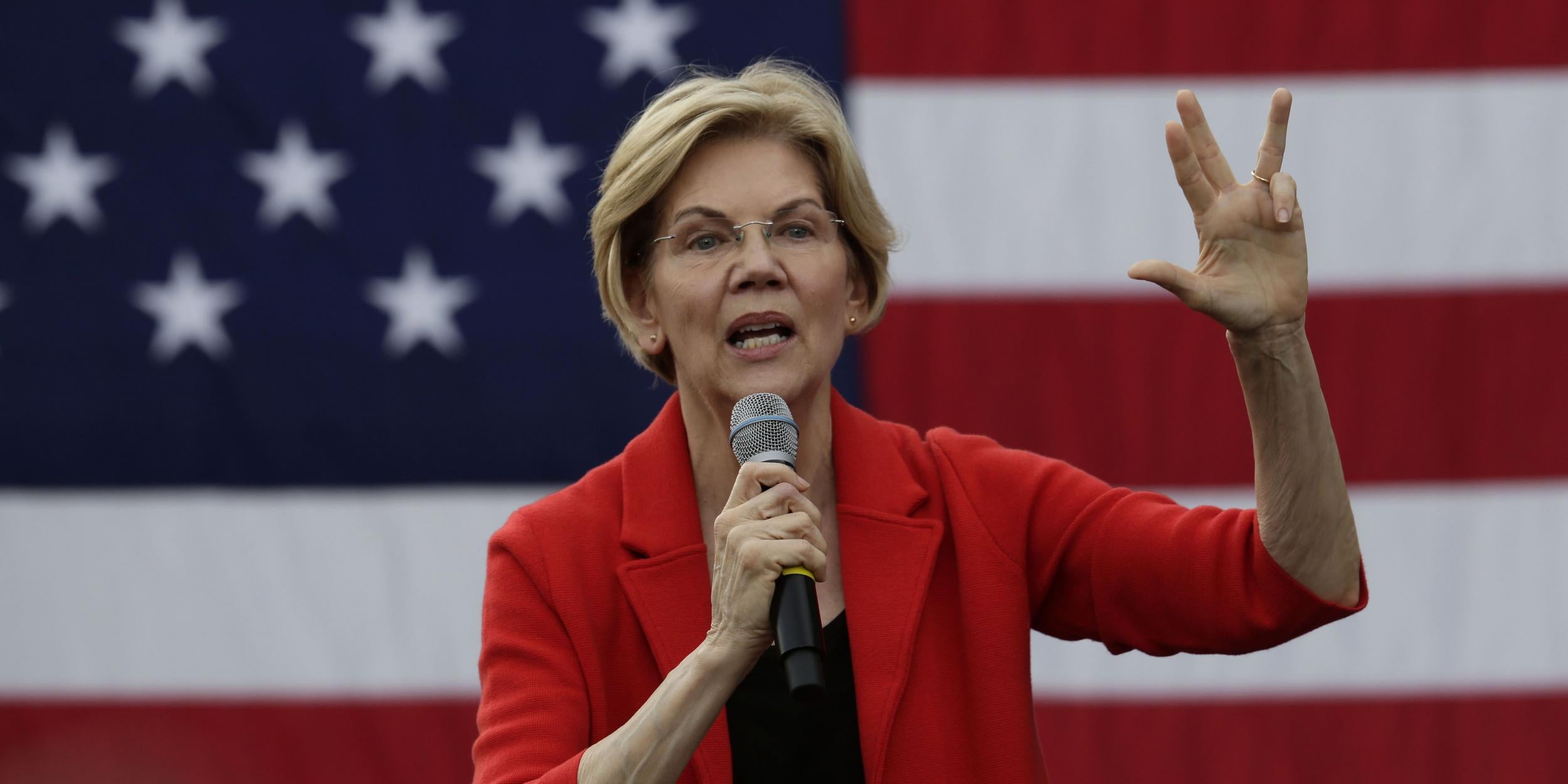 Elizabeth Warren responde al juicio político de Trump con su propio video