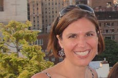 “Si espera, podría ser demasiado tarde”: familia de doctora que murió por suicidio durante la pandemia, impulsa una nueva ley