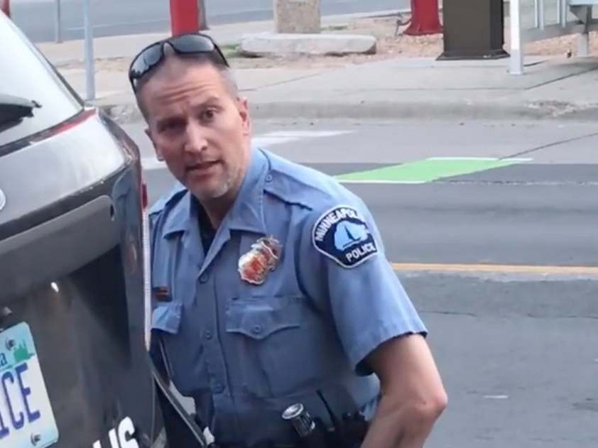 Bill Barr impidió que el asesino de George Floyd se declarara culpable y lo libró de prisión 