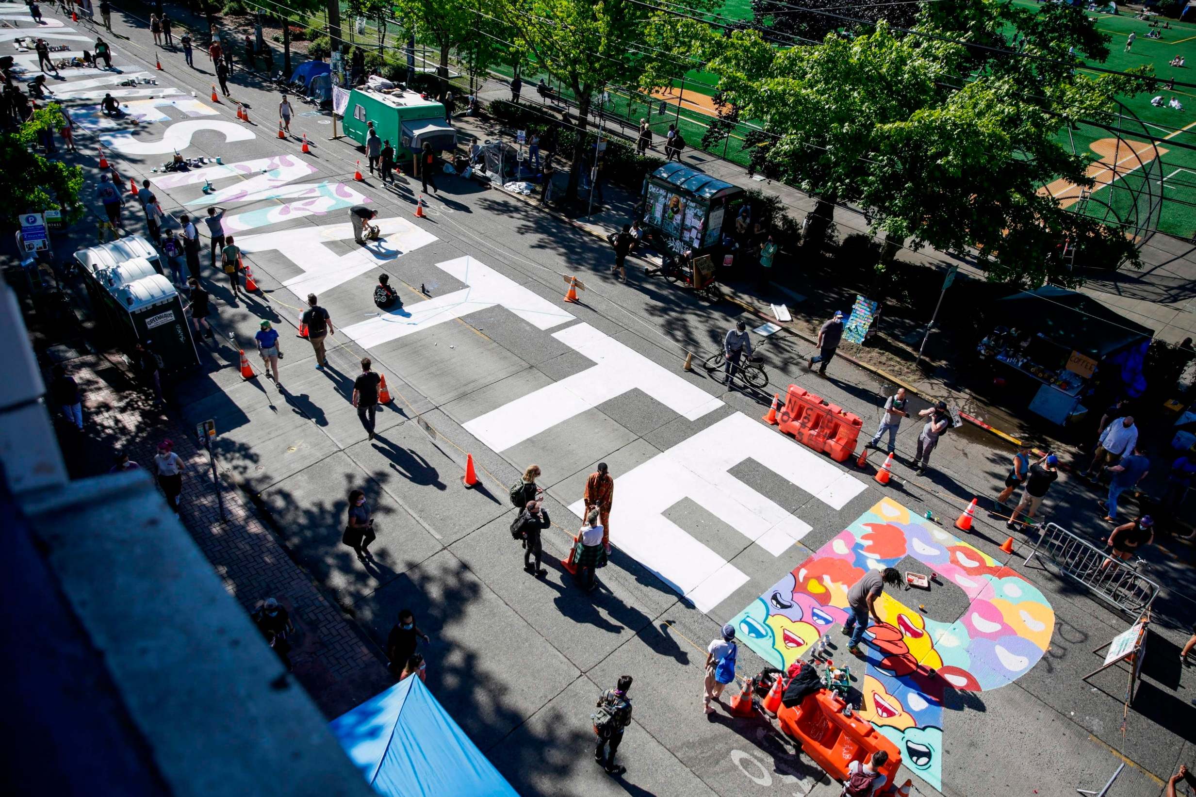 Policía de Seattle informó falsamente que había Proud Boys armados para asustar a manifestantes por George Floyd