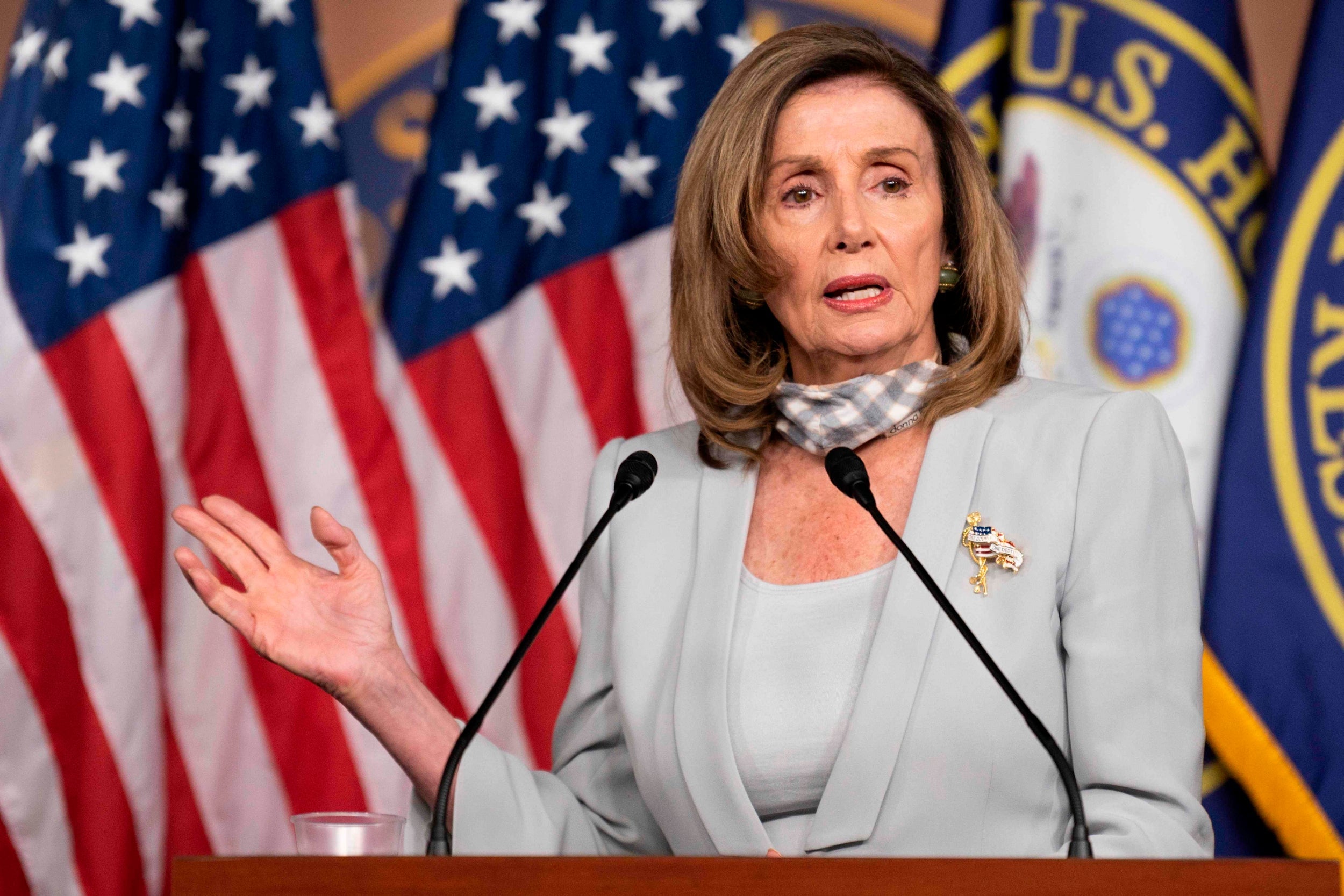 Nancy Pelosi pide a Joe Biden cancelar debates con Donald Trump