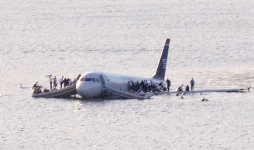 El “Milagro en el Hudson” original ocurrió cuando un avión de pasajeros se vio obligado a amerizar poco después de despegar del aeropuerto LaGuardia de Nueva York