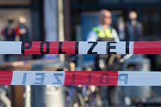 Encuentran a 5 niños muertos en Alemania; la abuela afirma que fue su propia madre quien los asesinó