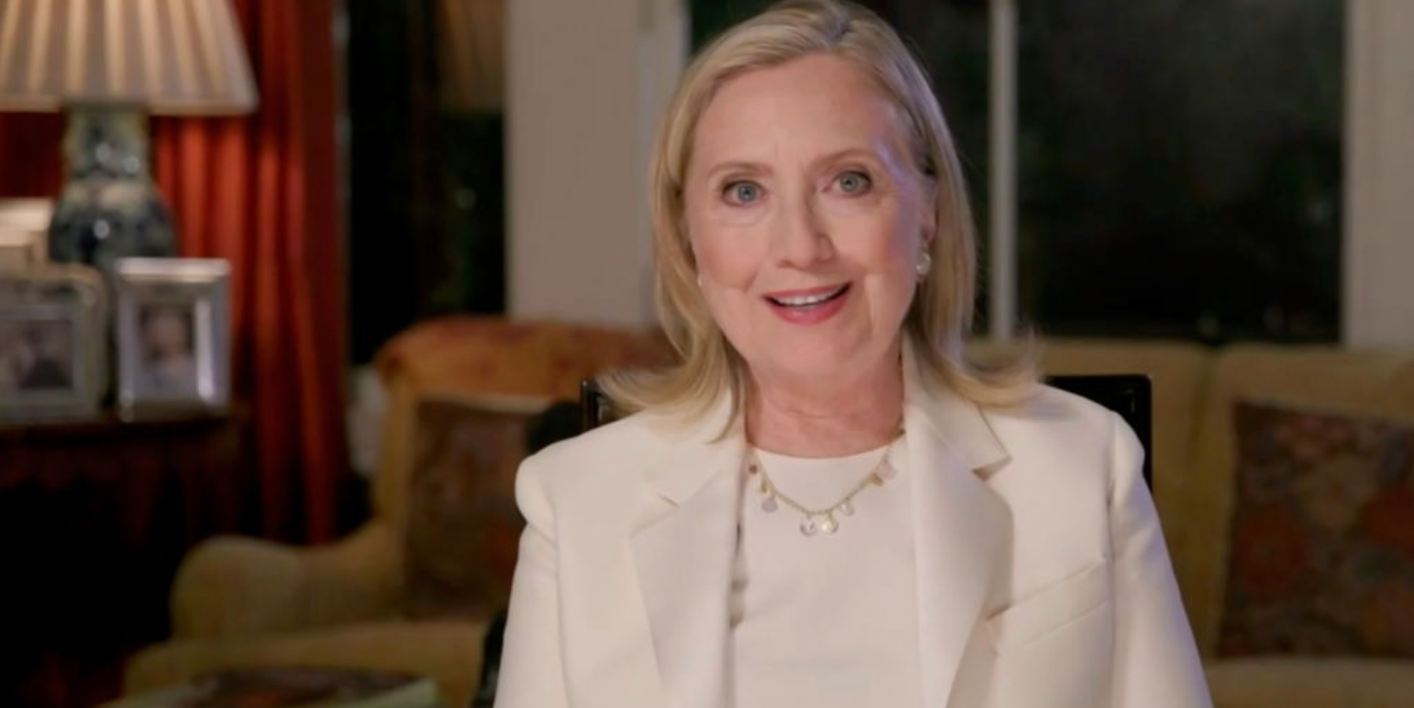 Hillary Clinton afirma que Trump debe ser enjuiciado y destituido