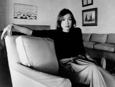Muerte de Joan Didion: Escritora estadounidense que narró los disturbios sociales muere a los 87 años