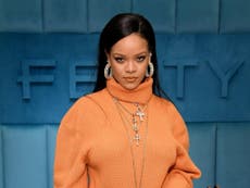 Rihanna habría desmentido los rumores de embarazo a través de un fan